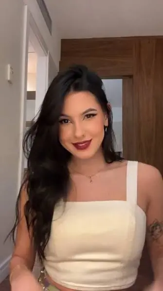 Ana Senna Erome pelada batendo siririca
