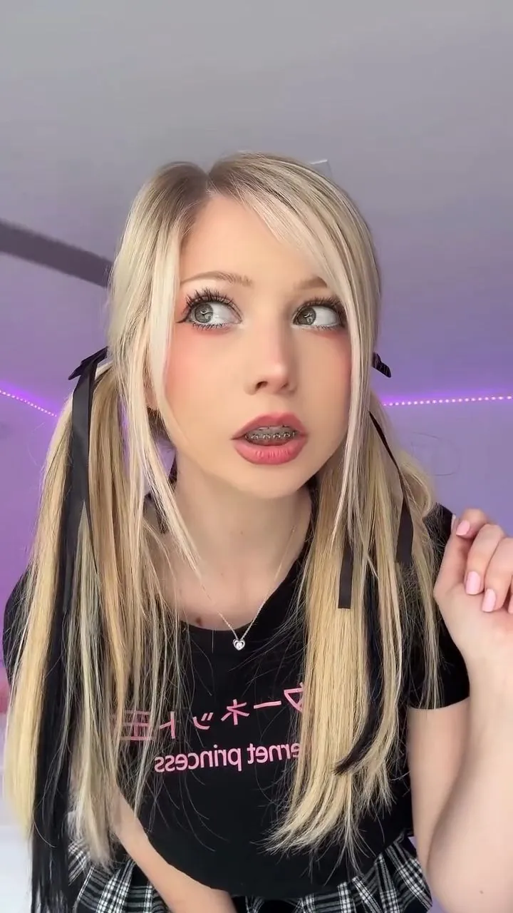 A novinha mais linda do Instagram faz pornô! - Babe Bella Lynn