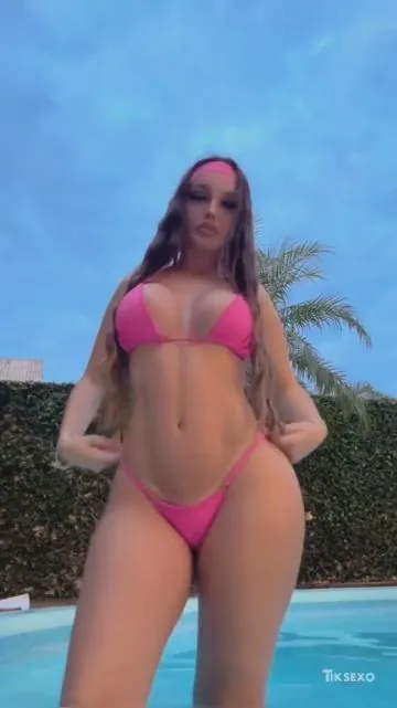 Rafa Angelotti de biquíni fio dental deliciosa demais - Famosinhas TOP