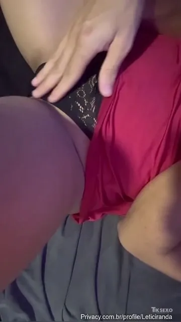 Letícia Miranda, com tesão e vontade foder só de calcinha